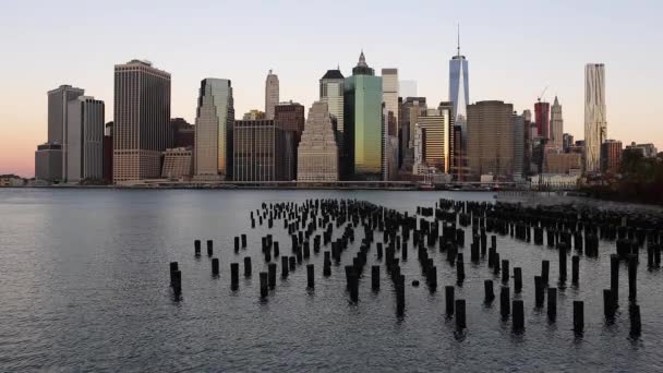 Skyskrapor på Manhattan, New York — Stockvideo