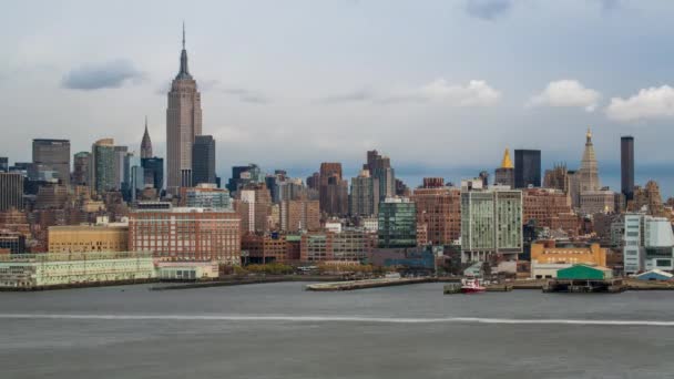 Empire State Building e Manhattan — Vídeo de Stock
