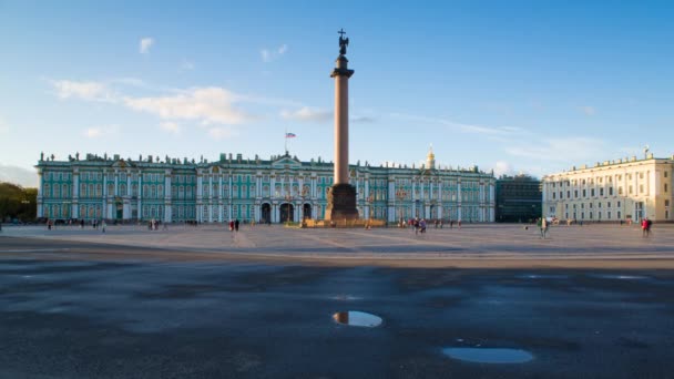 Sándor-oszlop és a téli palota, Szentpétervár — Stock videók