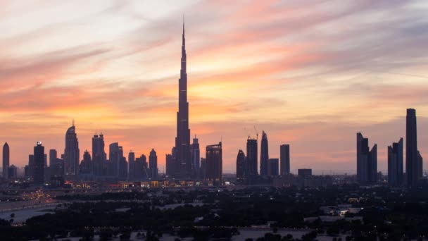 Dubai skyline avec le Burj Khalifa — Video