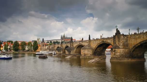 Charles Bridge, Prague — Stock Video