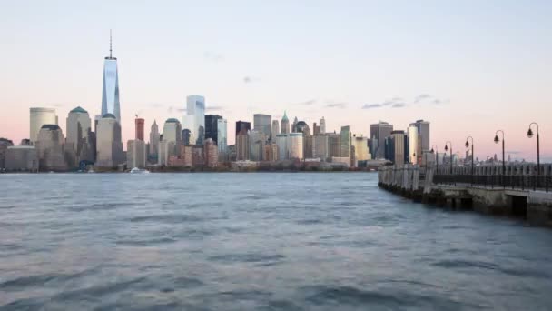 Манхэттен через Гудзон — стоковое видео