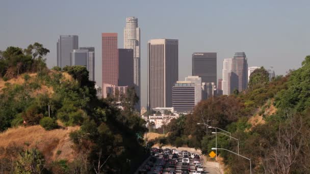 Pasadena Freeway que conduz a Los Angeles — Vídeo de Stock