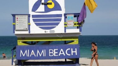 Miami Beach Art Deco tarzı Cankurtaran kulübe