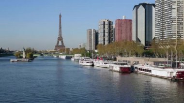 River seine ve Eyfel Kulesi, paris