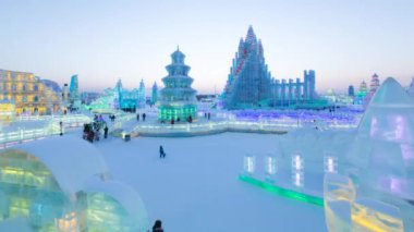 Işıklı buz Harbin Buz heykelleri