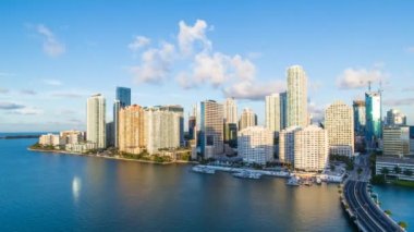 Miami daire kulede kapalı ada