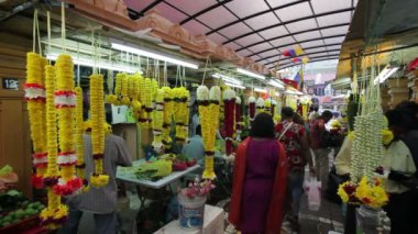  çiçek pazarı Jalan Tun Sambantham üzerinde