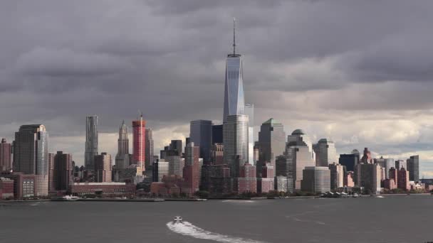 Manhattan över Hudsonfloden — Stockvideo