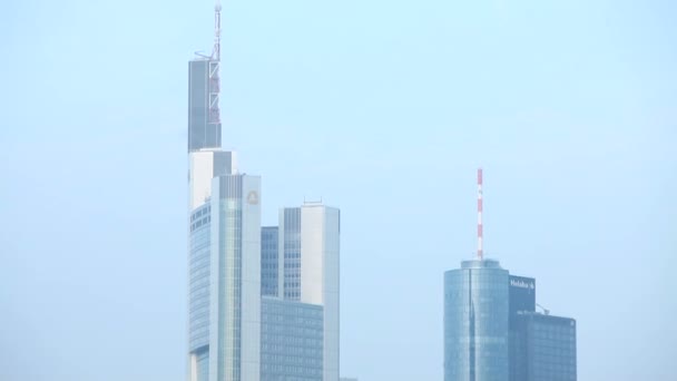 Ciudad de Frankfurt skyline — Vídeos de Stock