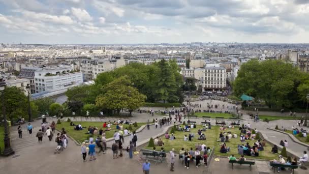 Эйфелева башня в естественном свете, Париж — стоковое видео
