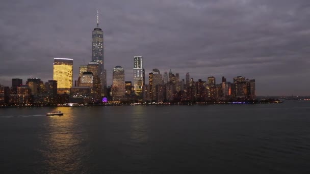 Manhattan över Hudsonfloden — Stockvideo