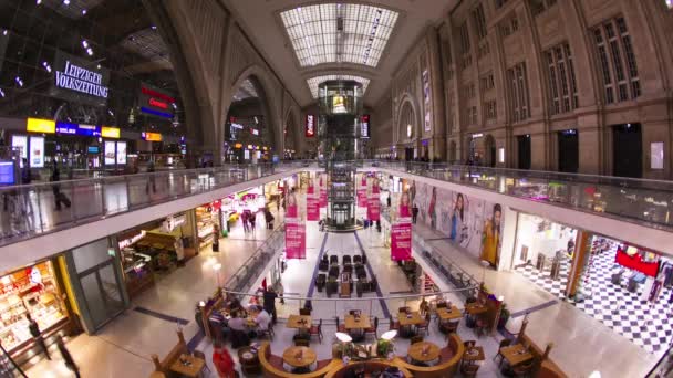 Intérieur de l'atrium à la gare de Leipzig — Video