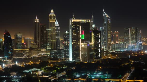 Dubai tráfico y edificios de gran altura — Vídeo de stock