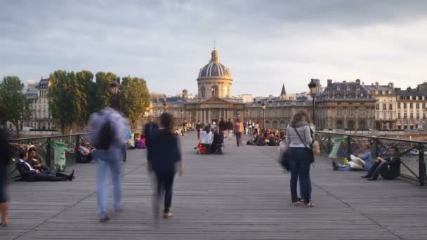 Pont des arts, paris — Stockvideo