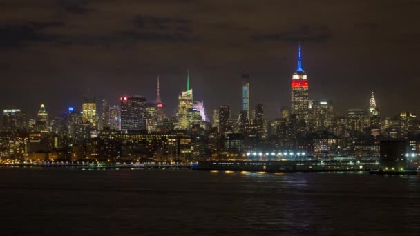 Empire State Building und Manhattan — Stockvideo