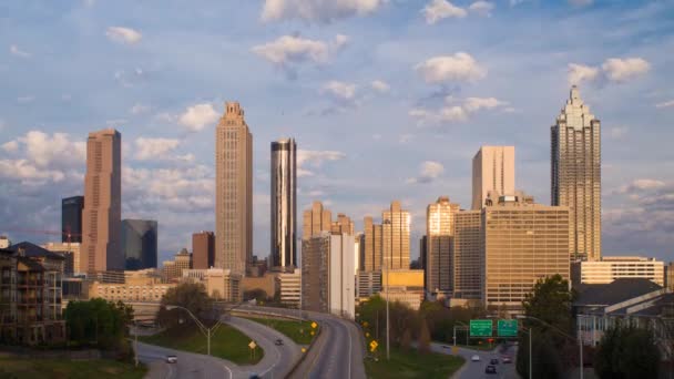 Freedom Parkway e lo skyline del centro di Atlanta — Video Stock