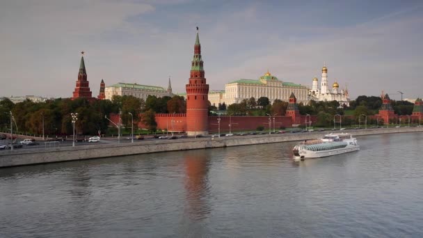 Kremlin kerken en torens, Moskou — Stockvideo