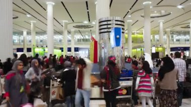 Bagaj atlıkarınca Havalimanı varış