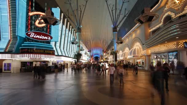 La experiencia de Freemont Street en Las Vegas — Vídeos de Stock