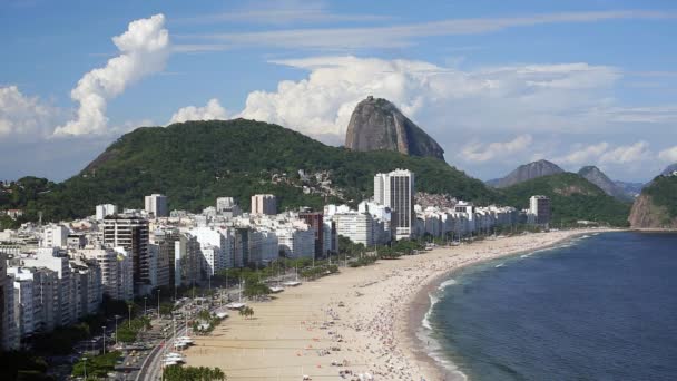 Copacabana Plajı ve Sugarloaf, Rio de Janeiro, — Stok video