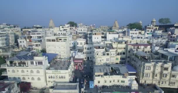 Lago di Pichola e il Palazzo della Città a Udaipur — Video Stock