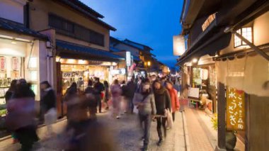 Turistler tarihi eski şehir, Kyoto