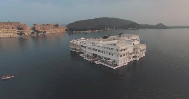 Göl PICHOLA, Udaipur, Hindistan — Stok video