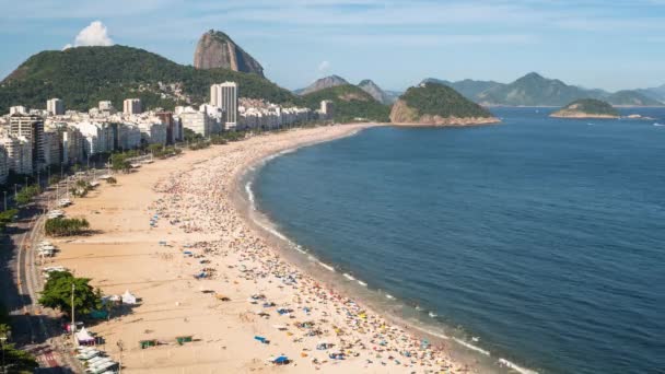 Pláži Copacabana v rio de janeiro — Stockvideo