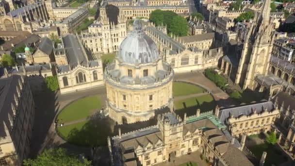 Aerial Radcliffe Camera Bodleian Library Oxford University Oxford City Centre — Video