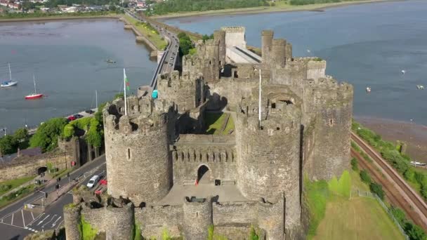 Αεροφωτογραφία Του Conway Castle Gwynedd Βόρεια Ουαλία Ηνωμένο Βασίλειο — Αρχείο Βίντεο