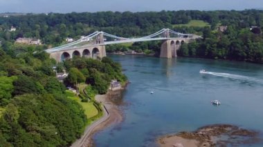 Menai Askı Köprüsü Havacılığı, Anglesey, Kuzey Galler, Birleşik Krallık