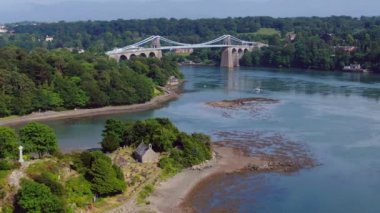 Menai Askı Köprüsü Havacılığı, Anglesey, Kuzey Galler, Birleşik Krallık