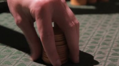 el Poker fişleri ile işe yaramaz