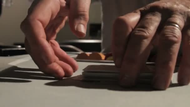 Dealer shuffling cards — Stock Video