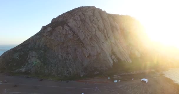 Estacionamento carros ao longo do Big Sur — Vídeo de Stock