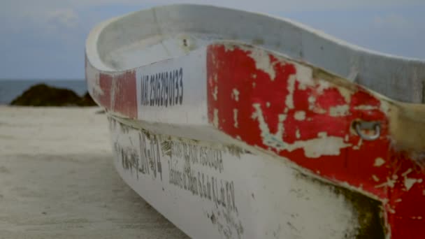 Vieux bateau de pêche — Video