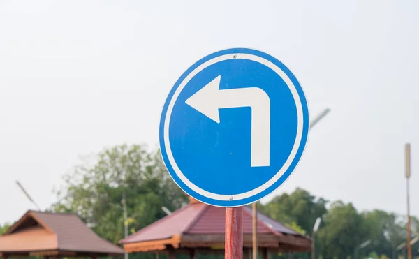 Blue Traffic Sign Simbolo Uso Pratica Guida Auto Nella Scuola — Foto Stock