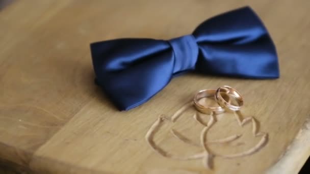 Man accessories, rings, grooms bow-tie — Stock Video