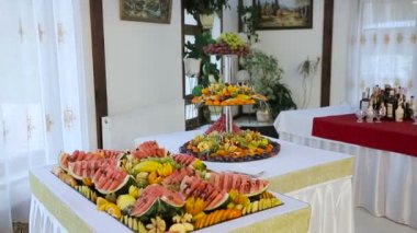 bir düğünde lezzetli çikolata