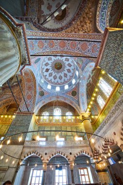 İstanbul, Türkiye - 10.10.2019. İstanbul 'daki Mavi Cami' nin içinde. Süleyman Camii 'nin içi