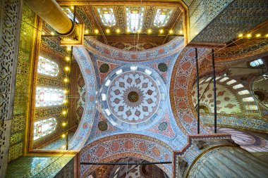 İstanbul, Türkiye - 10.10.2019. İstanbul 'daki Mavi Cami' nin içinde. Süleyman Camii 'nin içi