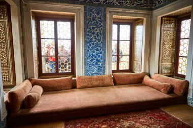 İstanbul, Türkiye - 11 Ekim 2019: İstanbul, Türkiye 'deki Topkapı Sarayı' ndaki Bağdat Pavyonu