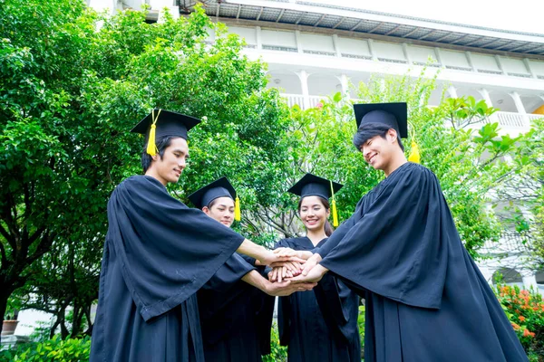 Gruppo Persone Studente Laurea Durante Inizio Laureati Successo Dell Università — Foto Stock