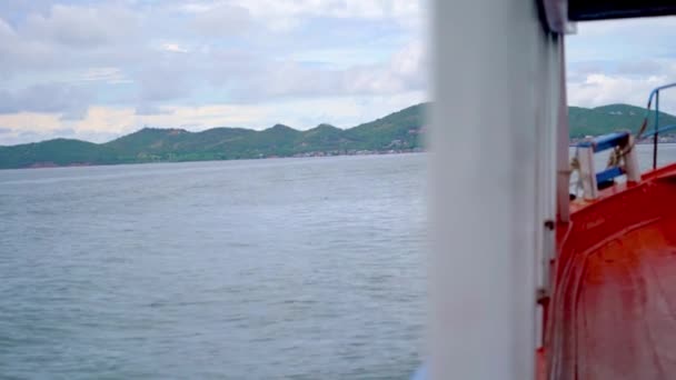 Pemandangan Laut Biru Yang Indah Pemandangan Dari Perahu — Stok Video