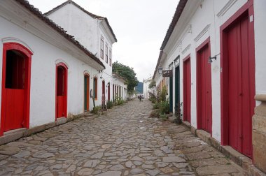 Paraty 'de kırmızı detaylar