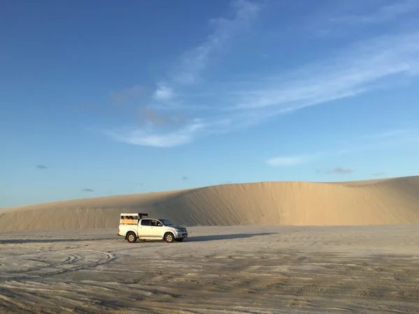 Puesta de sol en las dunas de arena —  Fotos de Stock