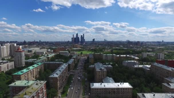 Antenne Moskou stadsstraten — Stockvideo