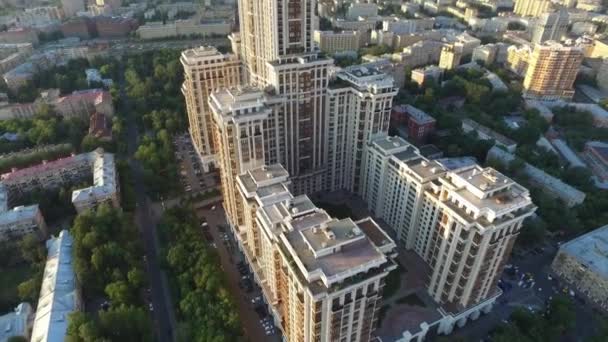 Edificios y casas del distrito aéreo de Moscú Paisaje urbano — Vídeos de Stock