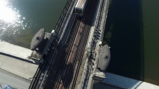 Aerial Transit mostu na rzece moskiewskim metrze — Wideo stockowe